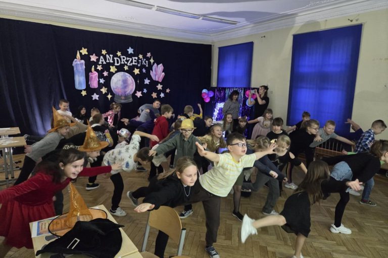 2f33a336-83af-4c3a-a208-5cce434df581