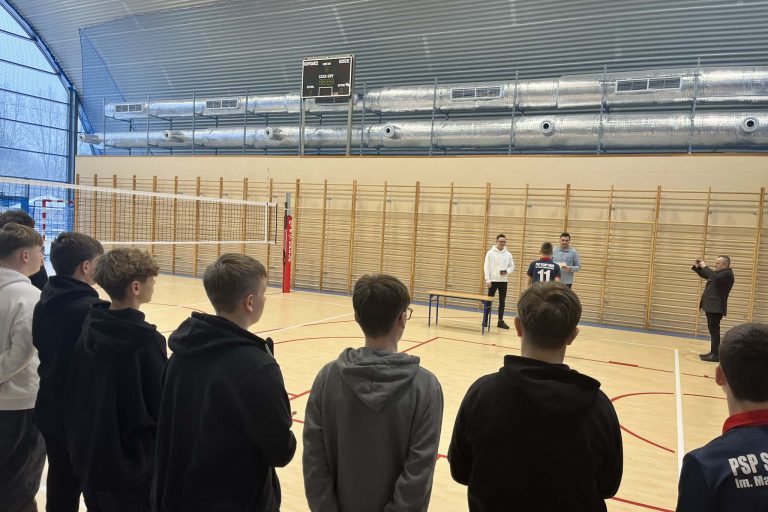 ad4527a1-a583-446d-a56b-d25a2a3ed831