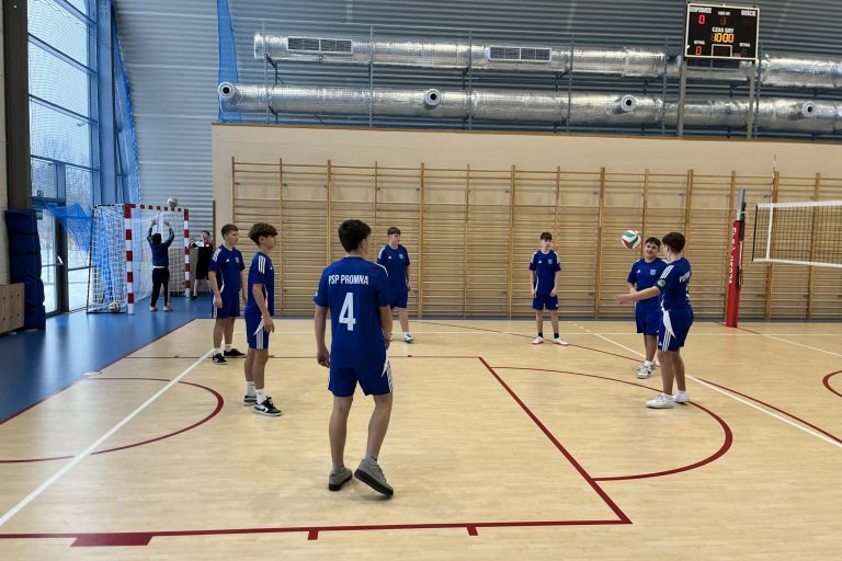 f513e2d9-484a-4a45-94d6-eeaaff60e385