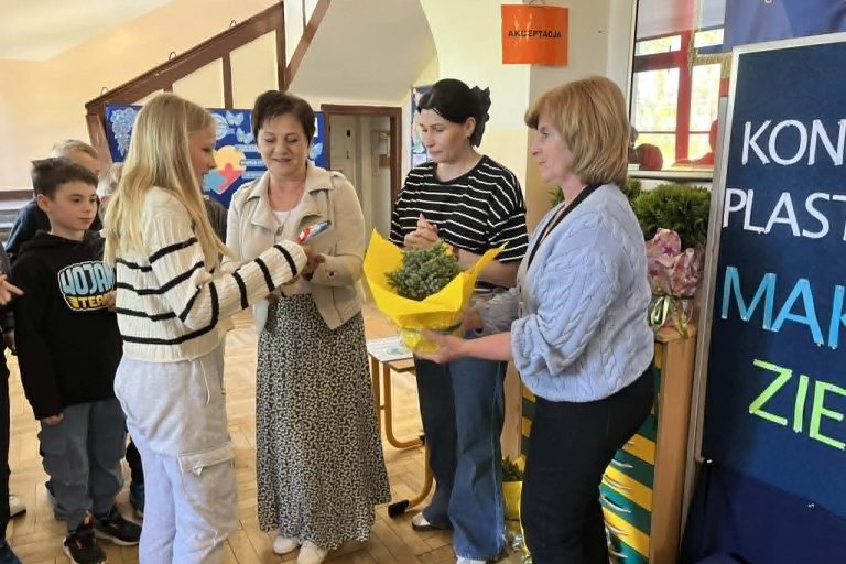 5b570e45-96e1-468f-9a24-f989bbf1d542